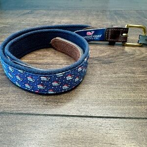 Vineyard Vines Santa Whale Belt - Boys 28 - Brown Leather Ends - Brass Buckle